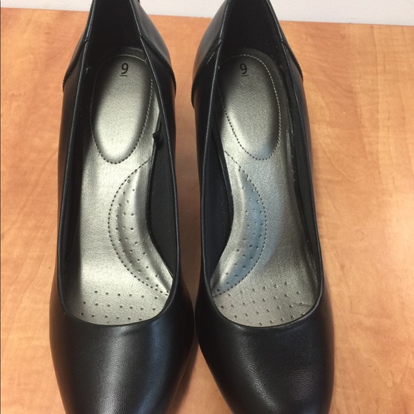 Time and true Women’s basic pump Size 9 - Picture 6 of 8